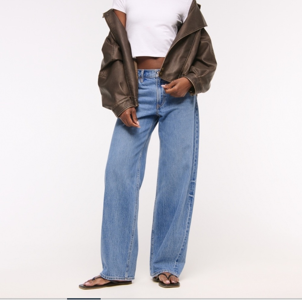Abercrombie Ultra loose low rise Jeans